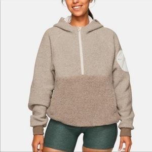 Outdoor Voices MegaFleece Half Zip - L